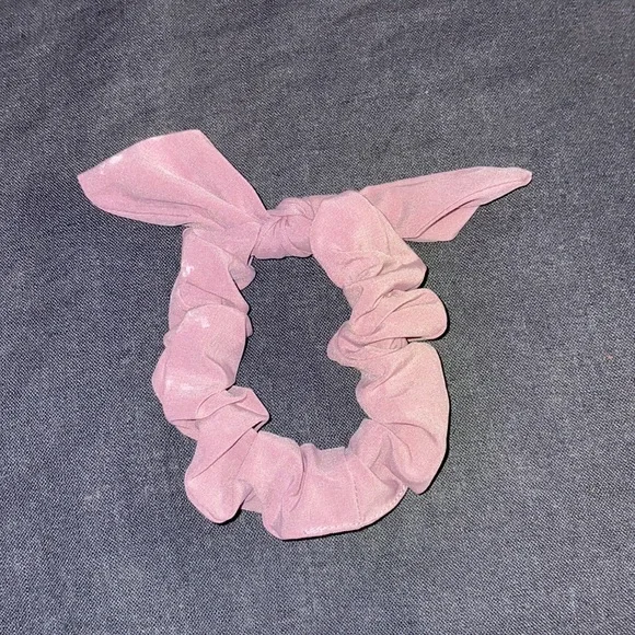 Lululemon Scrunchie - Picture 2 of 2